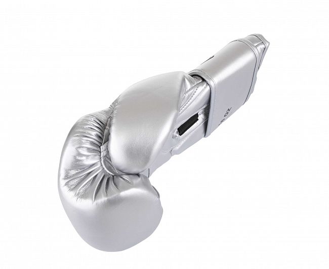 Перчатки боксерские Clinch Pro NF серебристо-черные фото 5